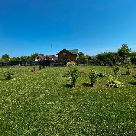 Near Waterfall Ferienhaus Skole